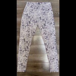 Grey with flowers Sweetlegs Leggings